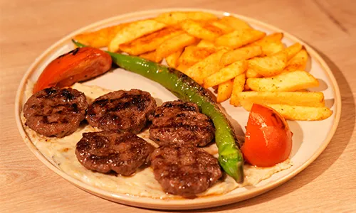 Beğendili Izgara Köfte