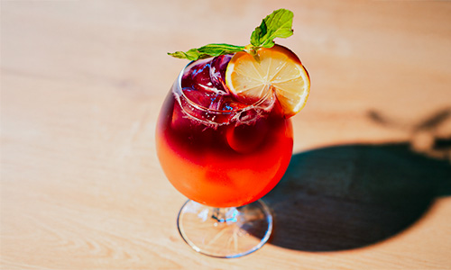 Çilekli Mavi Kelebek Çiçeği Limonatası