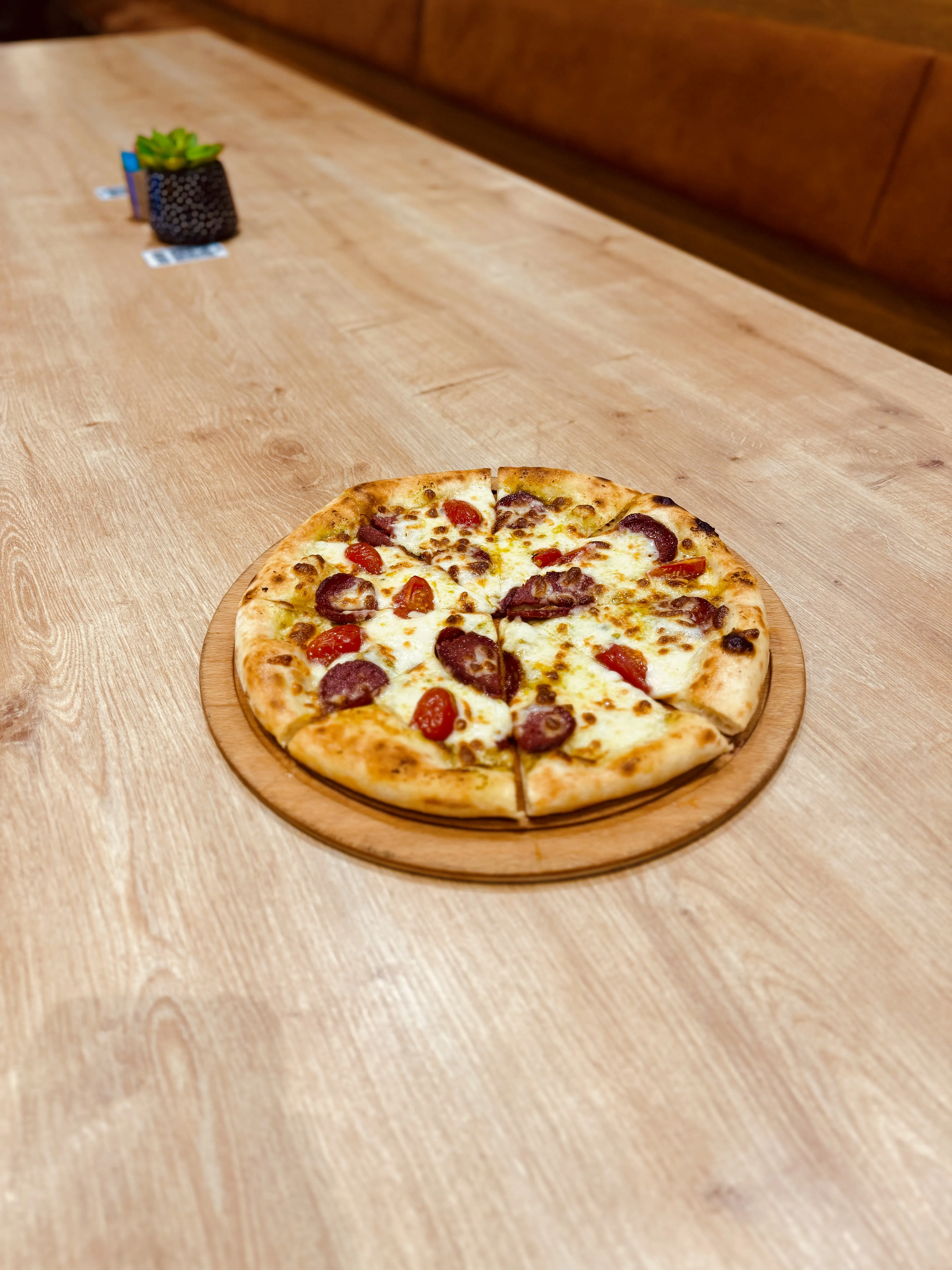 Ezine Peynirli Pizza